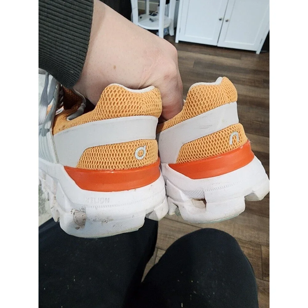 Women’s Size 7 On Cloud Running Athletic Shoes Orange/White - Picture 10 of 10
